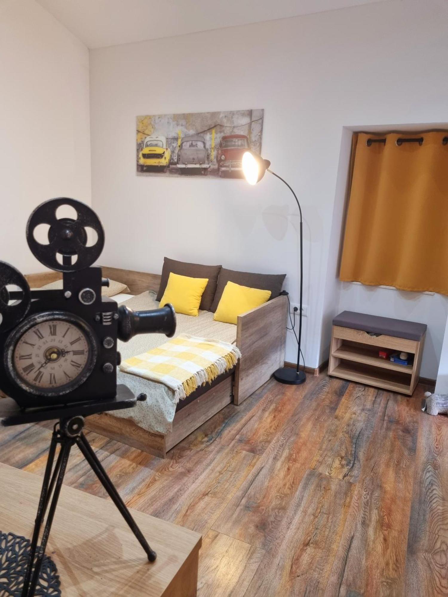 Retro Chic Studio Пула Екстер'єр фото